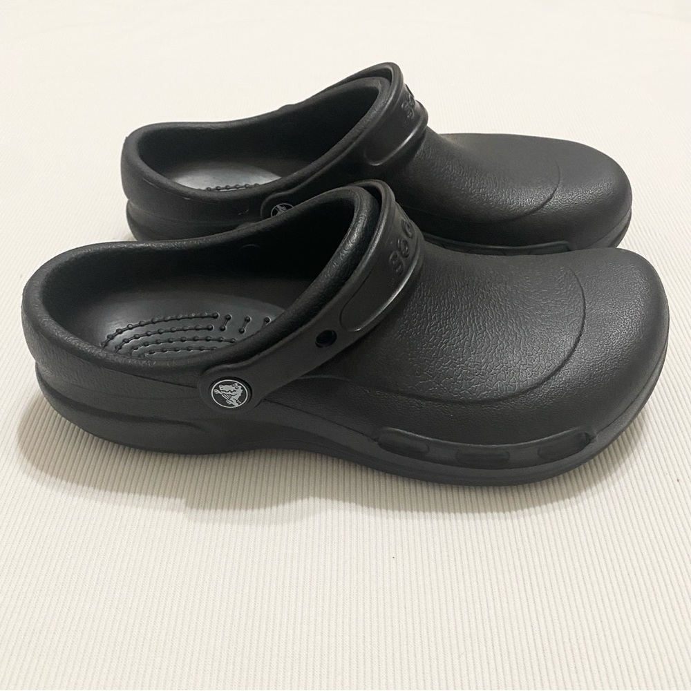 NWOT Crocs Bistro Work Slip Resistant Nursing Clogs Black M 8 W 10